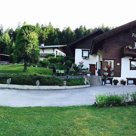 Hotel Haus Almrausch Seefeld in Tirol Exterior foto