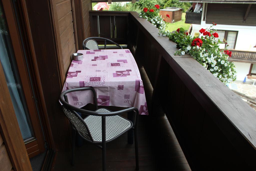 Hotel Haus Almrausch Seefeld in Tirol Zimmer foto